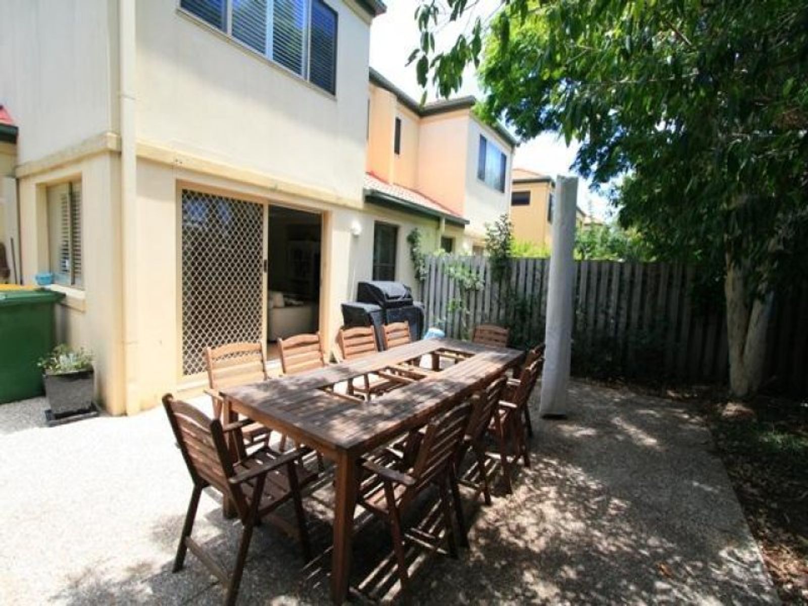 2/19 Mason Street, Southport QLD 4215, Southport - Thumbnail 4