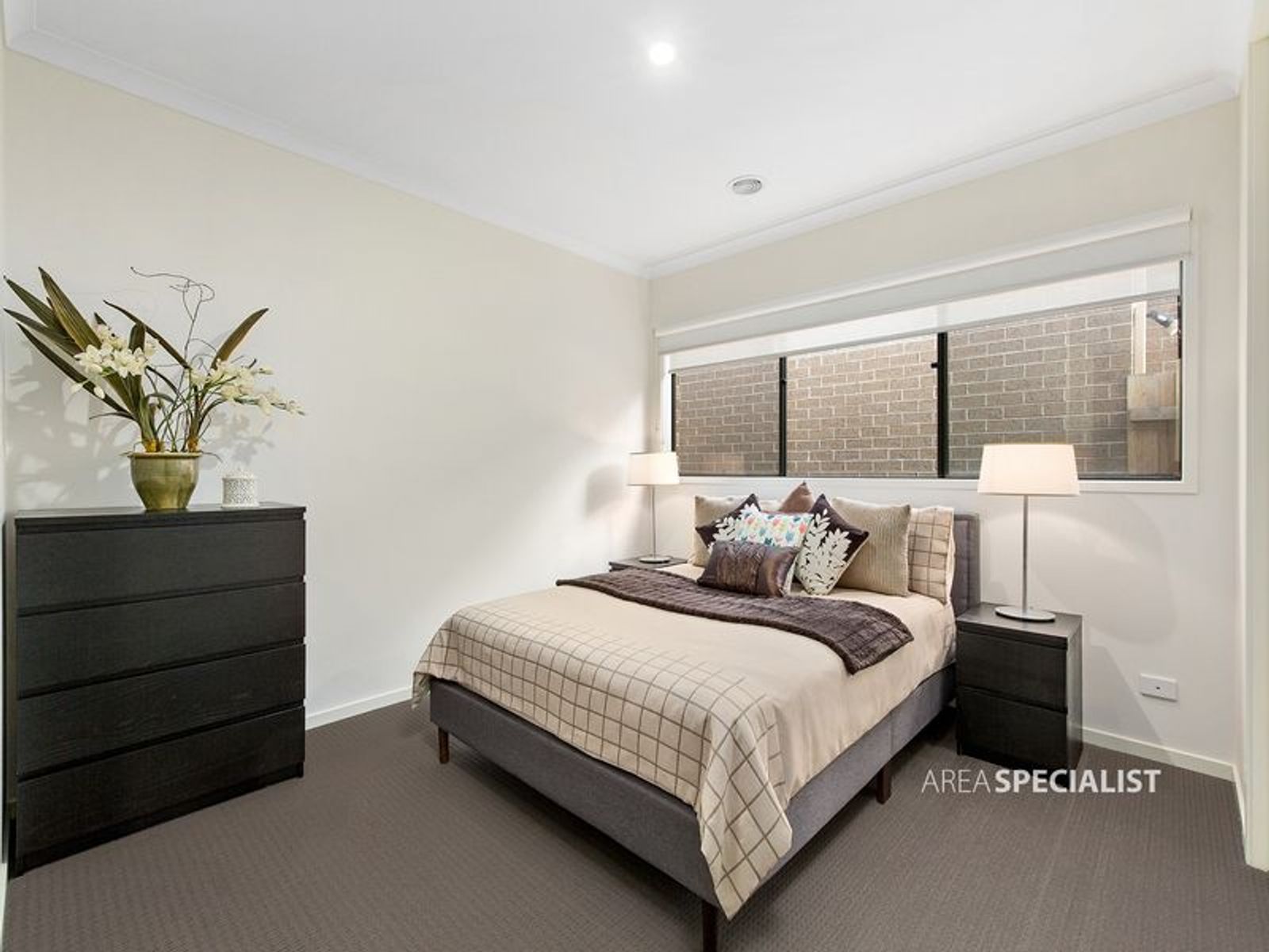 16 Hekela Street, Clyde North, VIC 3978, Clyde North - Thumbnail 7