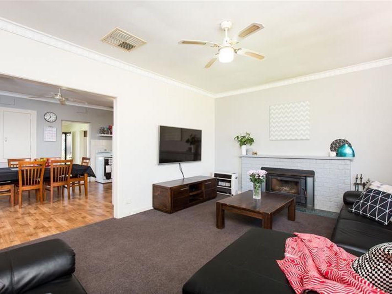 15 Mimosa Avenue, Mildura - Thumbnail 3