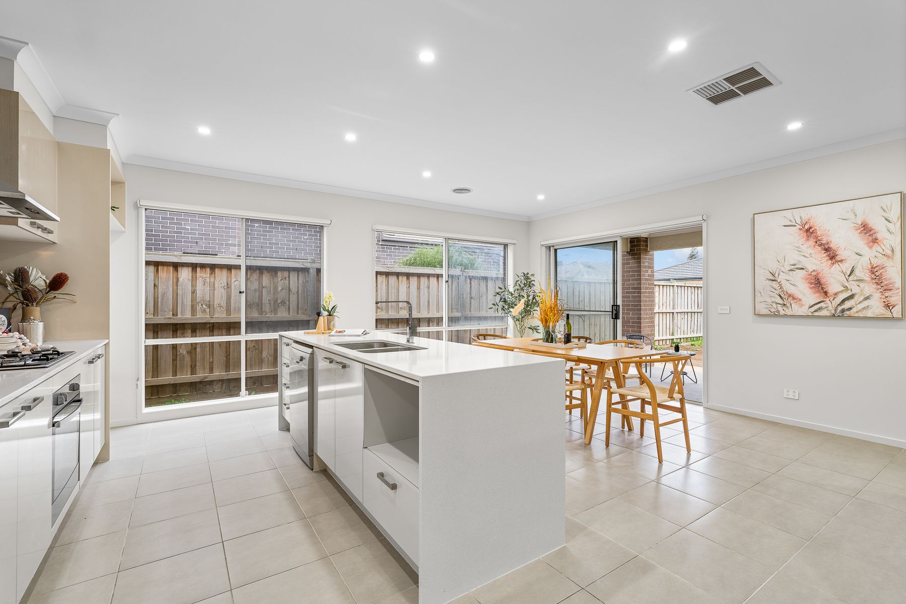 4 Highbury Road, Werribee, VIC 3030, Werribee - Thumbnail 7