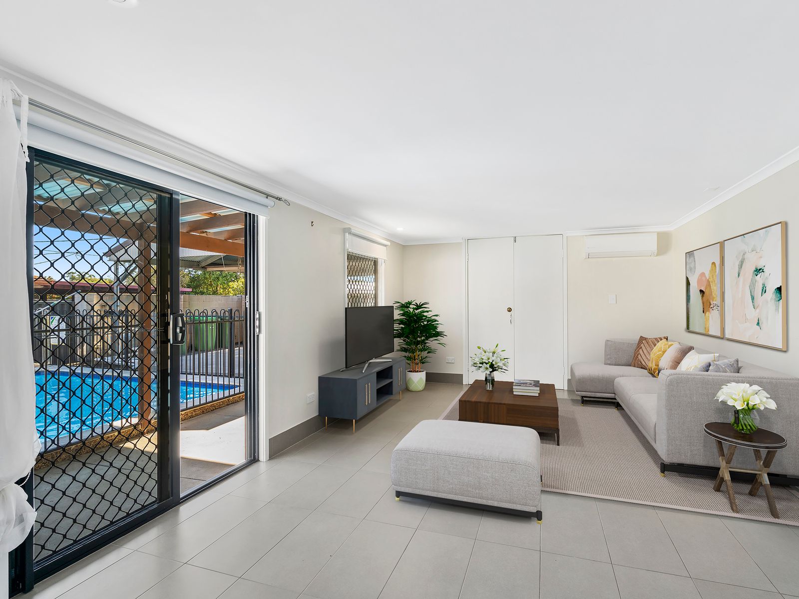 53 Deakin Avenue, Southport, QLD 4215, Southport - Thumbnail 5