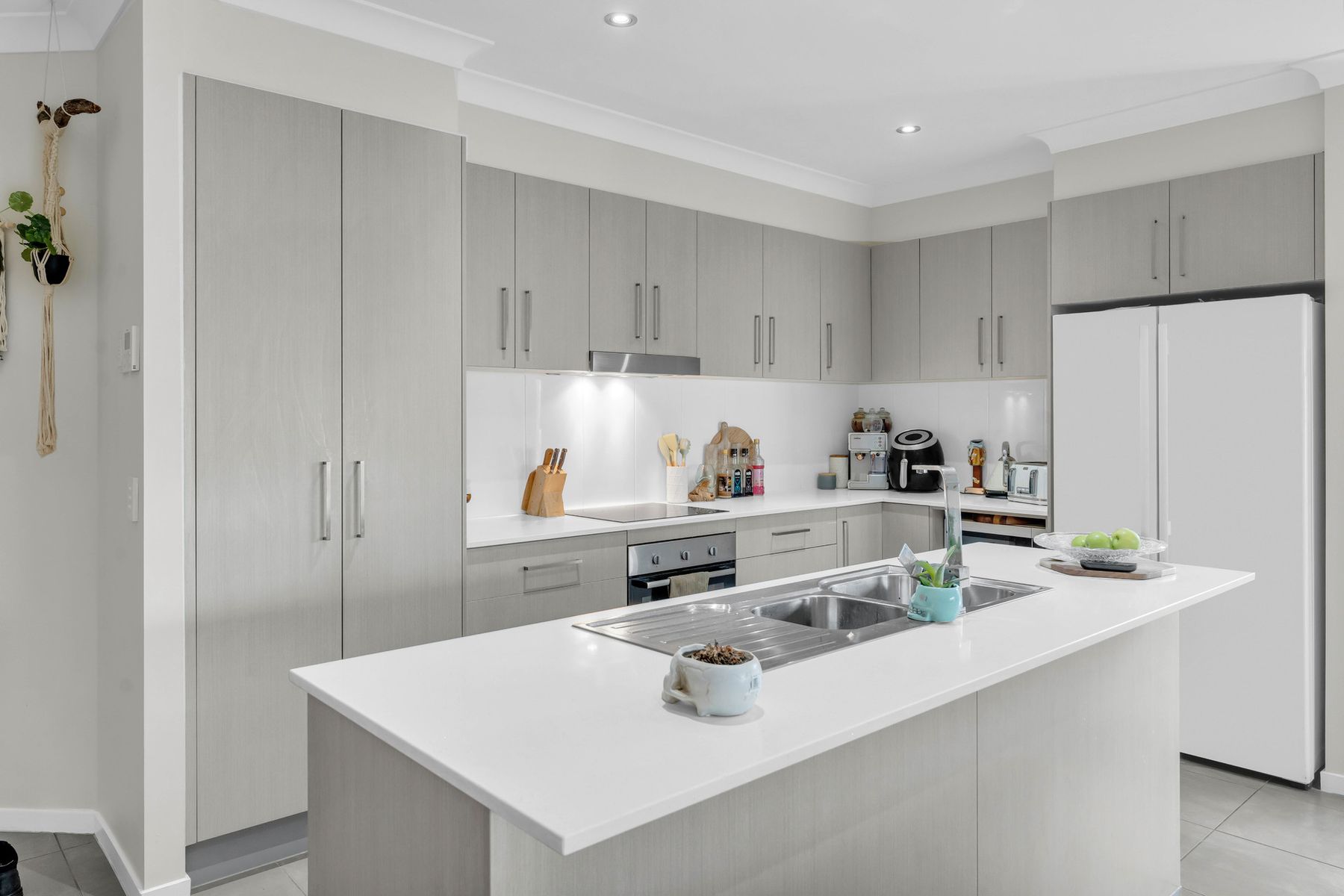 99 Buxton Avenue, Yarrabilba QLD 4207, Yarrabilba - Thumbnail 2