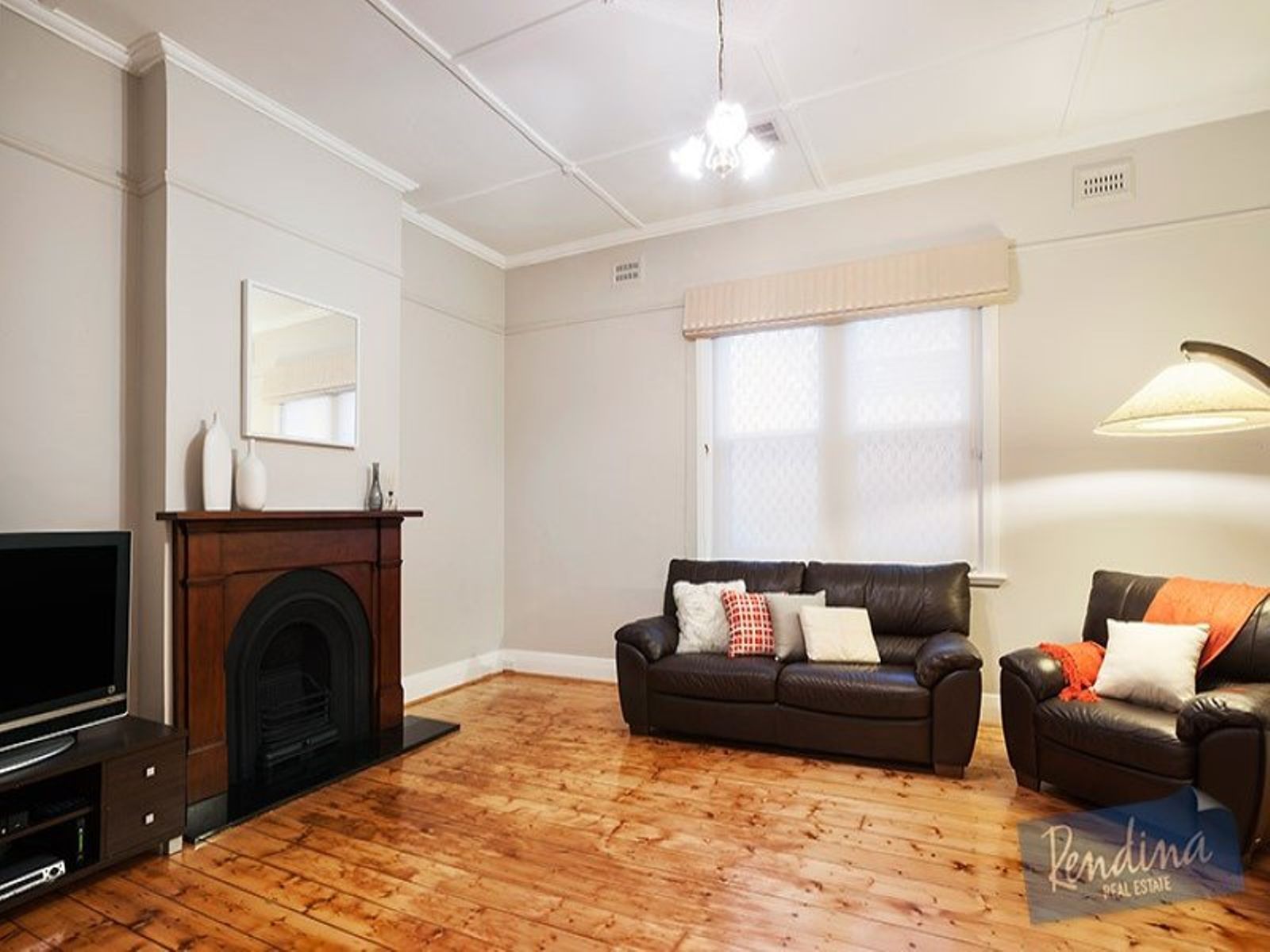 12 Maribyrnong Road, Moonee Ponds - Thumbnail 3