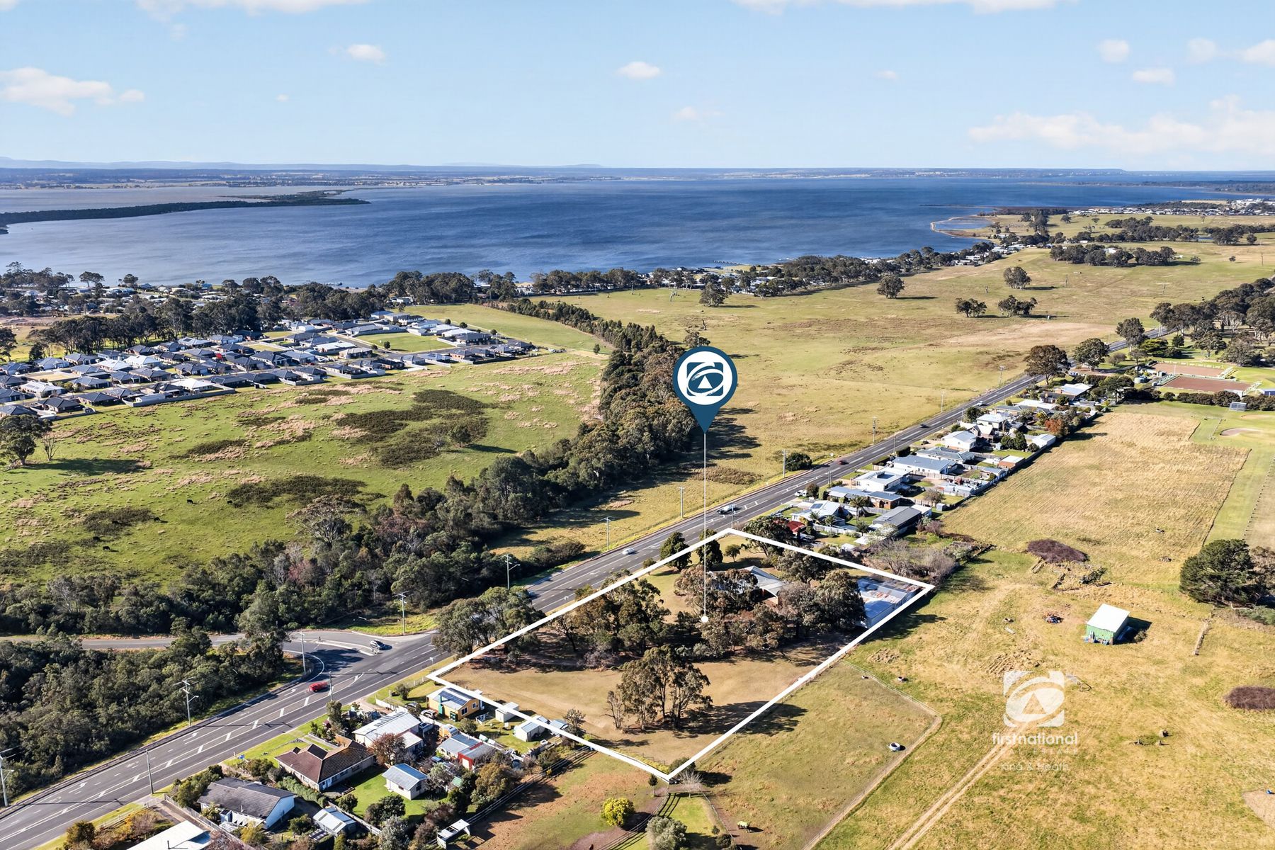 1044 Paynesville Road, Eagle Point VIC 3878, Eagle Point - Image 1