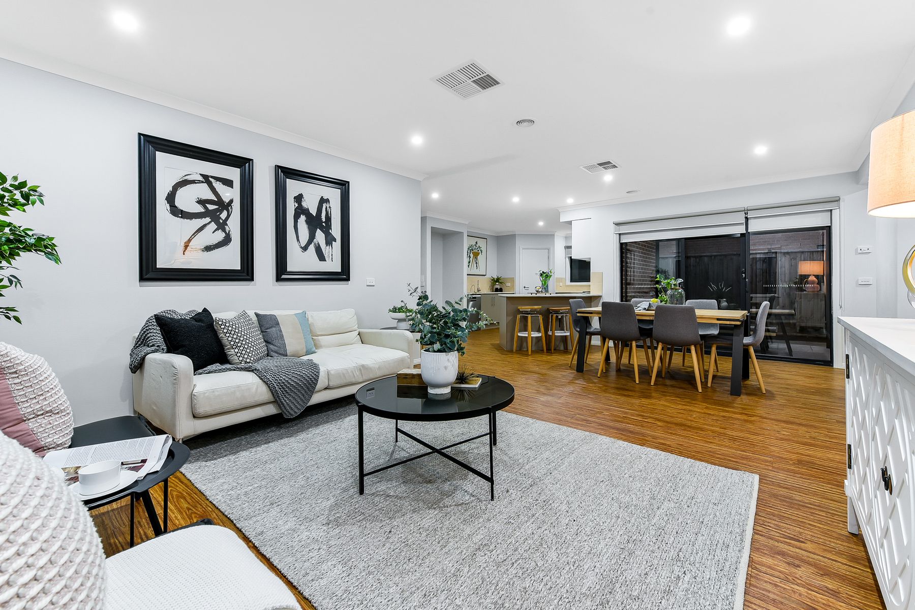 4 Union Street, Clyde North, VIC 3978, Clyde North - Thumbnail 5