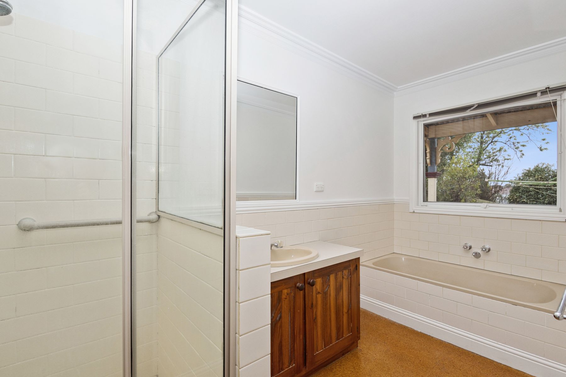 6 Roeder Street, Ironbark, VIC 3550, Ironbark - Thumbnail 6