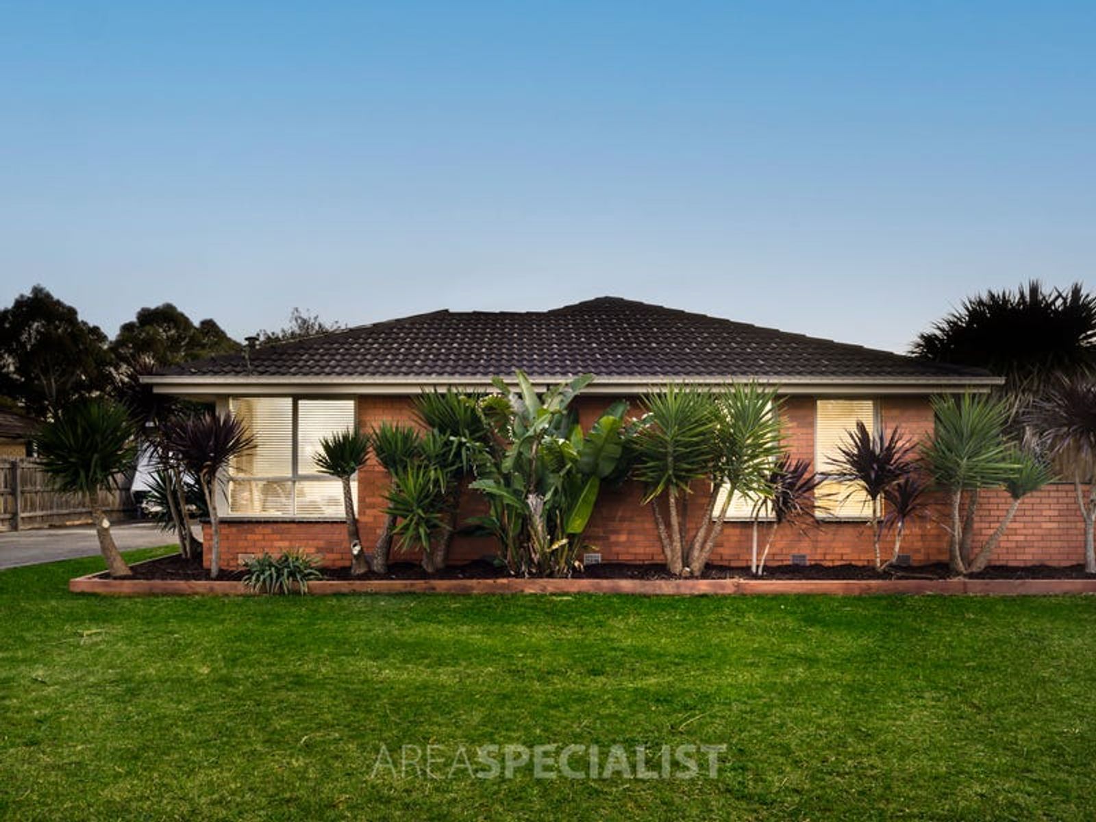 11 Andrew Street, Hampton Park, VIC 3976