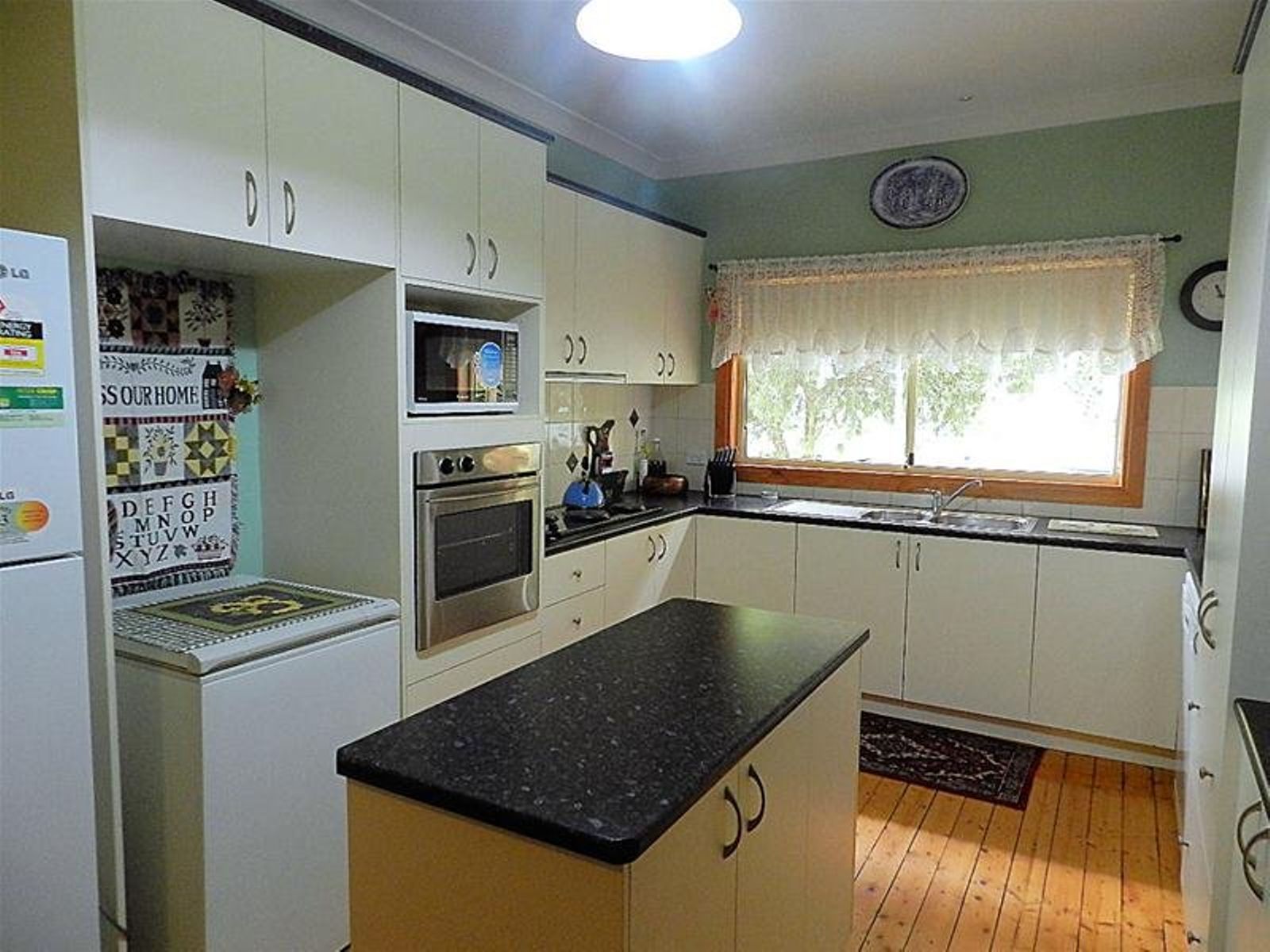 90 Ontario Avenue, Mildura - Thumbnail 2