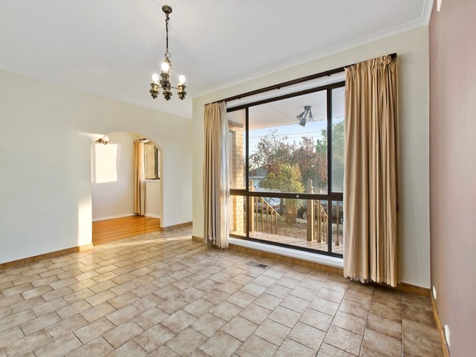 9 Elmhurst Street, Noble Park North, VIC 3174, Noble Park North - Thumbnail 4