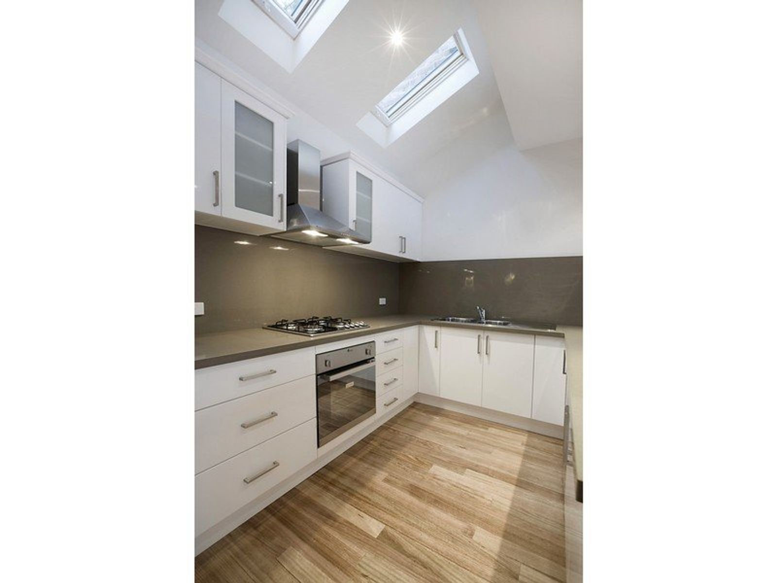 55 Newmarket Street, Flemington - Thumbnail 2