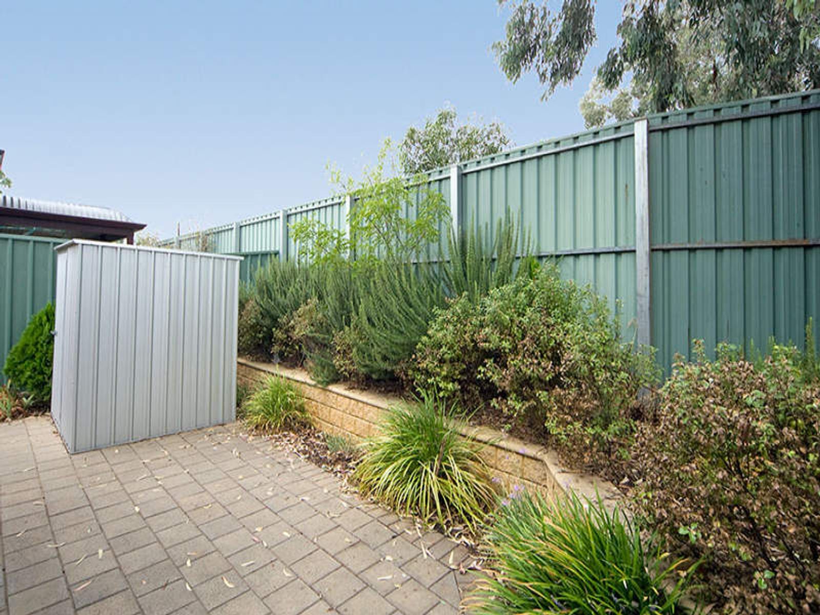21 Swan Circuit, Mawson Lakes, SA 5095, Mawson Lakes - Thumbnail 4
