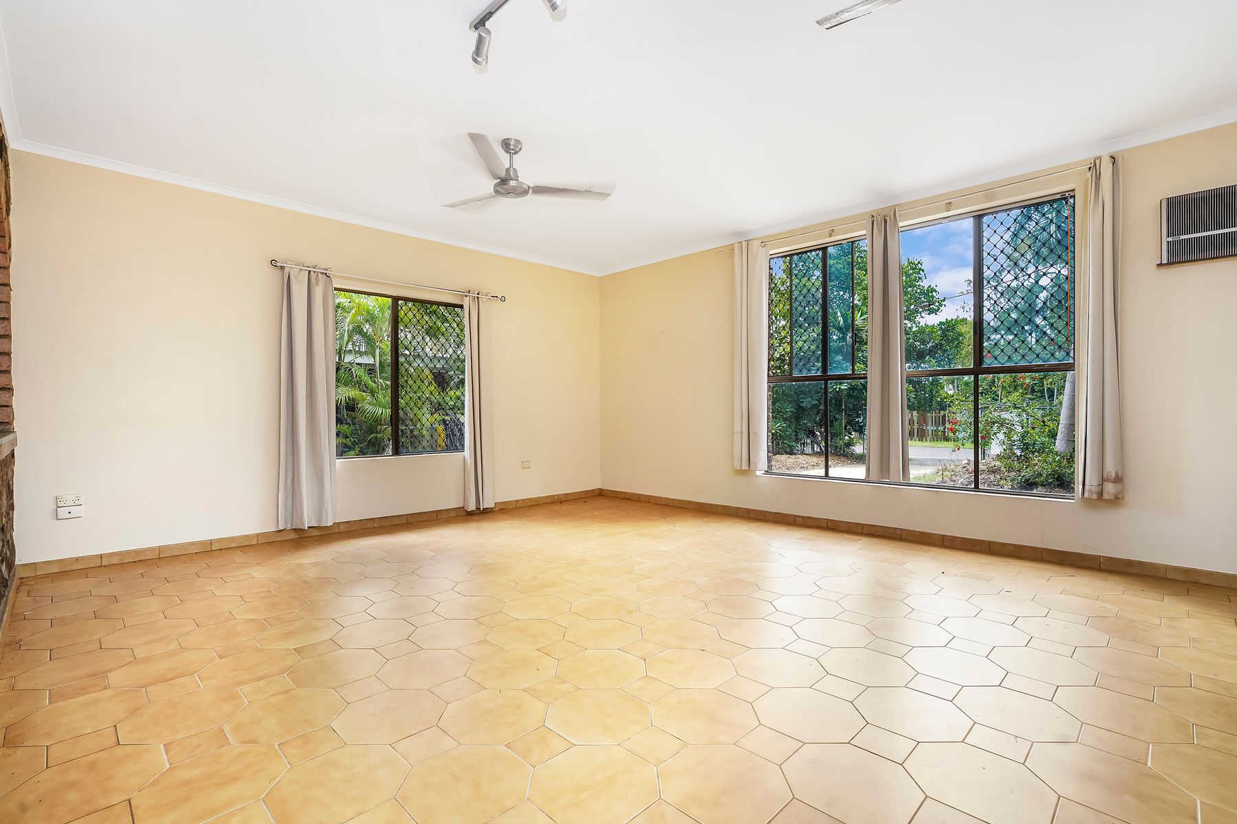 7 Lippia Court, Karama, NT 0812, Karama - Thumbnail 5