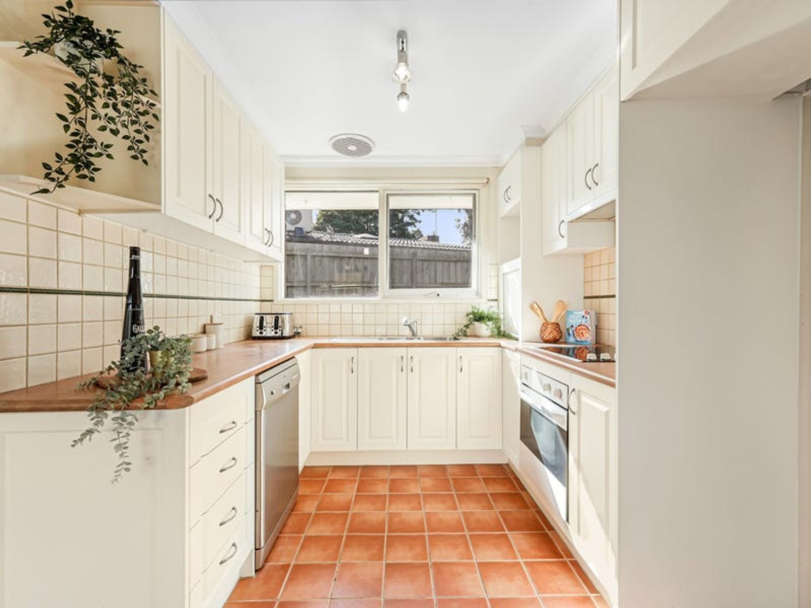 38 The Grange, Hampton Park, VIC 3976, Hampton Park - Thumbnail 8