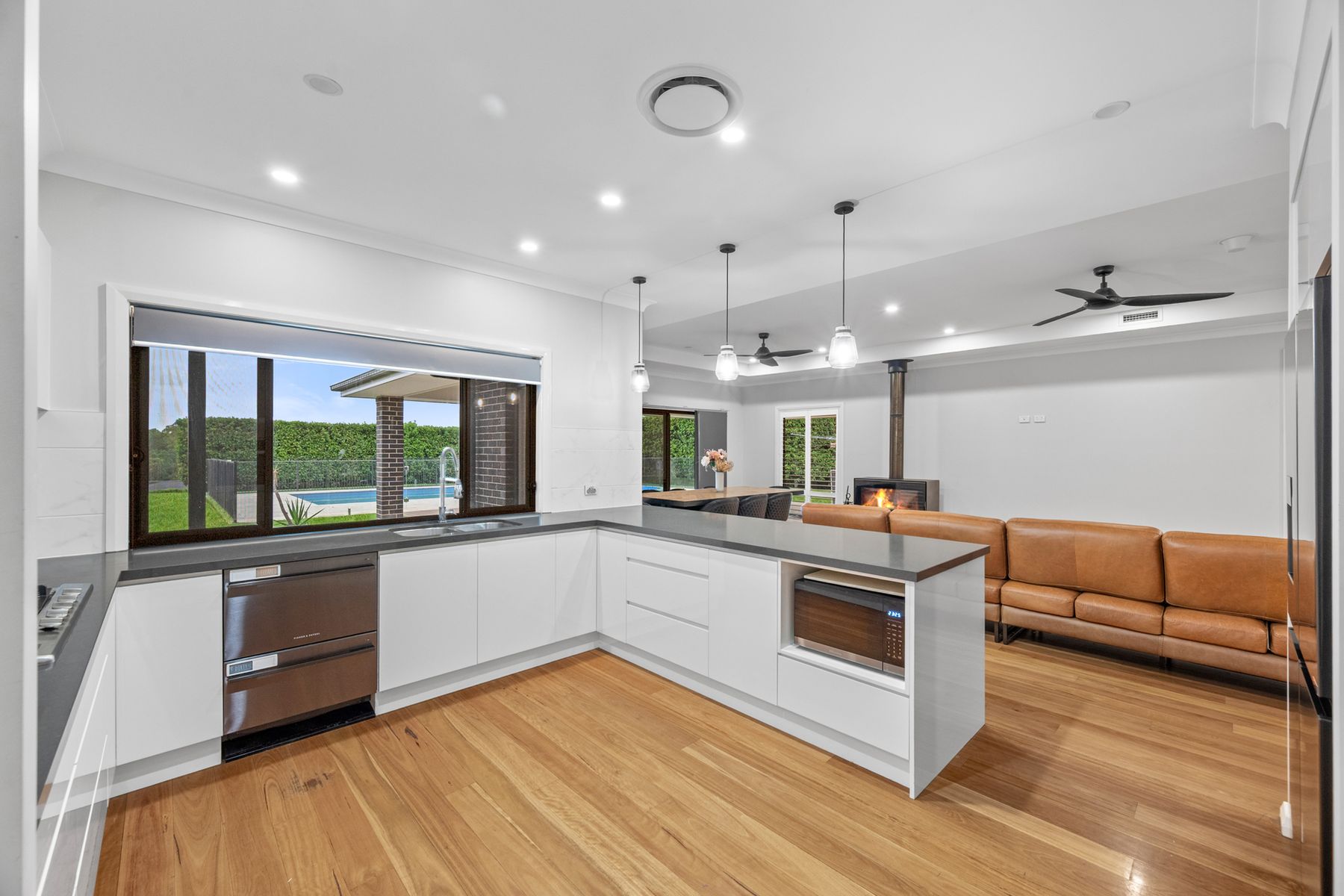 24 Ward Street, Middle Ridge QLD 4350, Middle Ridge - Thumbnail 5