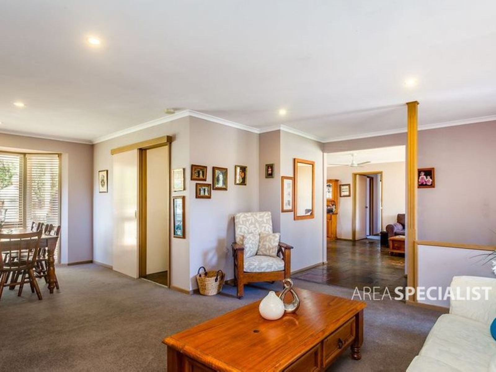 61 Fernlea Avenue, Rowville, VIC 3178, Rowville - Thumbnail 6