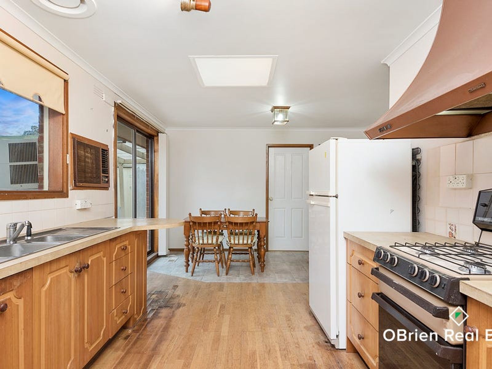 6 Scotsburn Way, Endeavour Hills, VIC 3802, Endeavour Hills - Thumbnail 3
