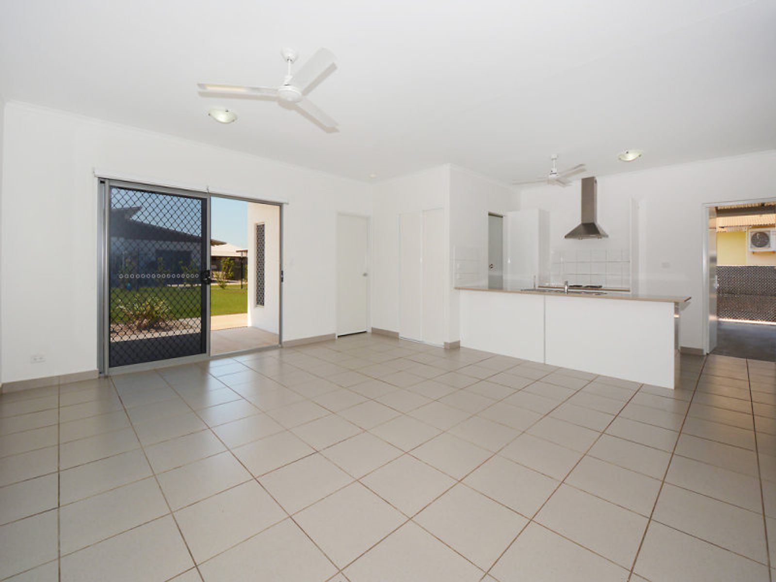 68 Flynn Circuit, Bellamack NT 0832, Bellamack - Thumbnail 3
