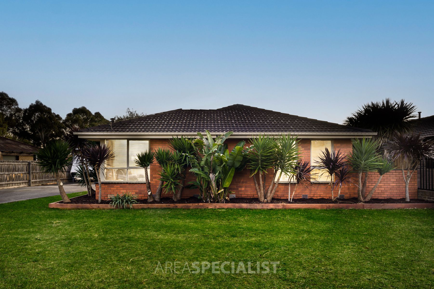 11 Andrew Street, Hampton Park, VIC 3976