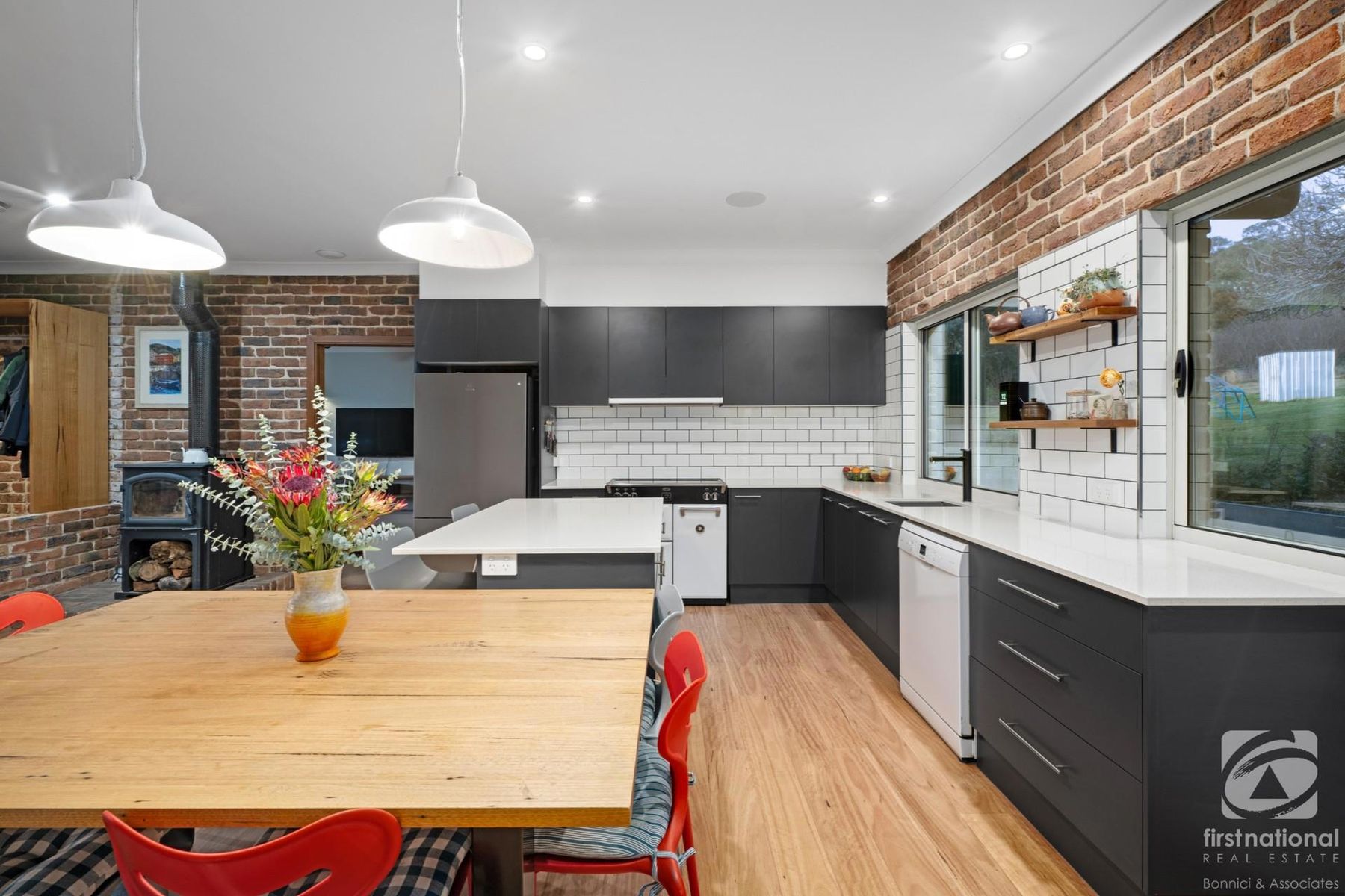682 Mahers Road, Bonegilla VIC 3691, Bonegilla - Thumbnail 4