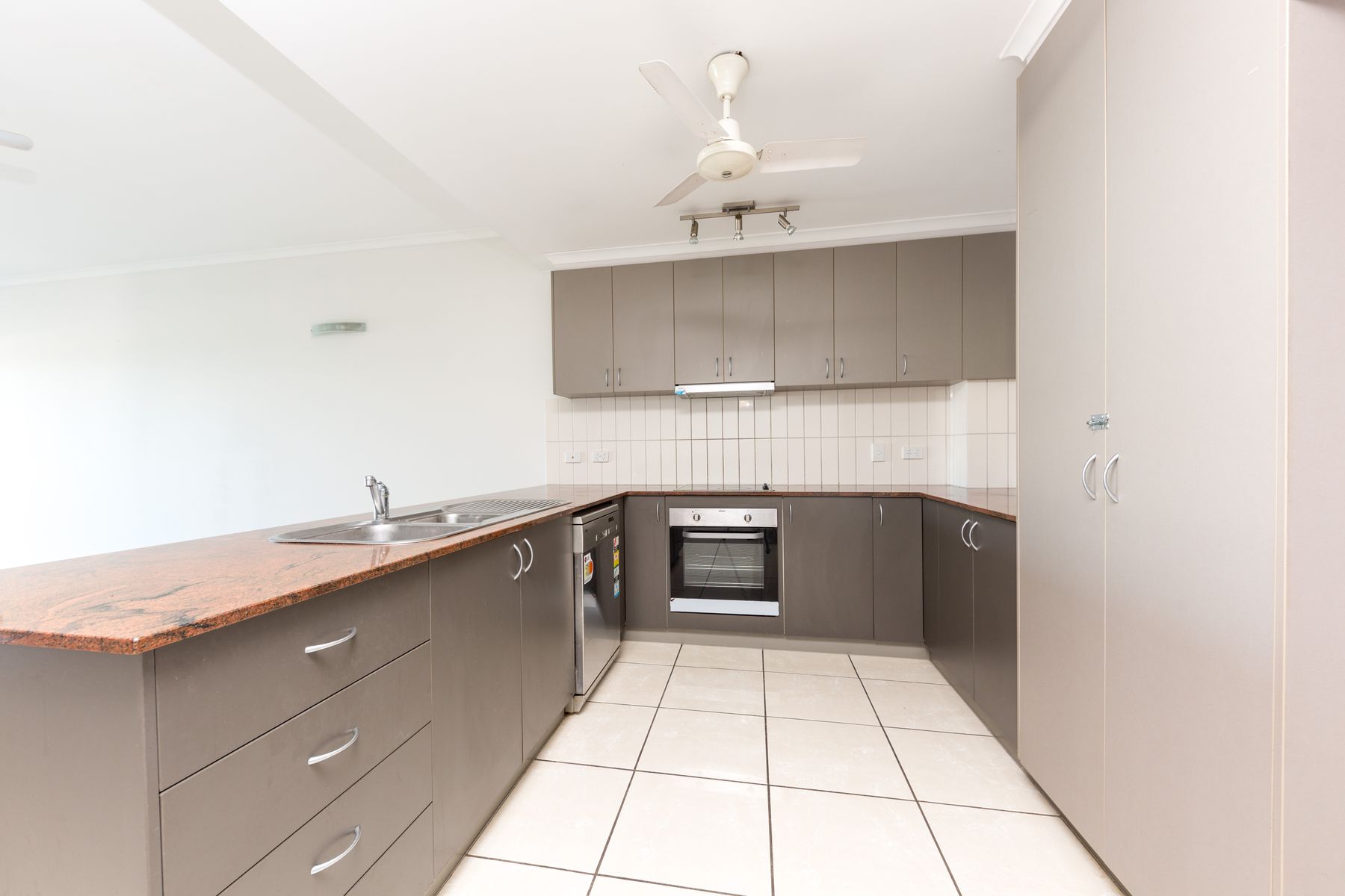 7/11 Brewery Place, Woolner NT 0820, Woolner - Thumbnail 6