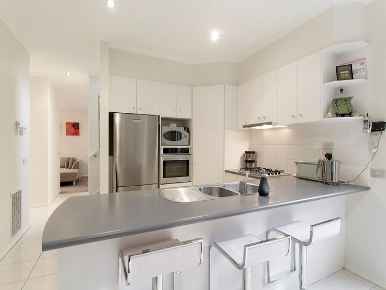 14 Marinique Drive, Aspendale Gardens, VIC 3195, Aspendale Gardens - Thumbnail 3