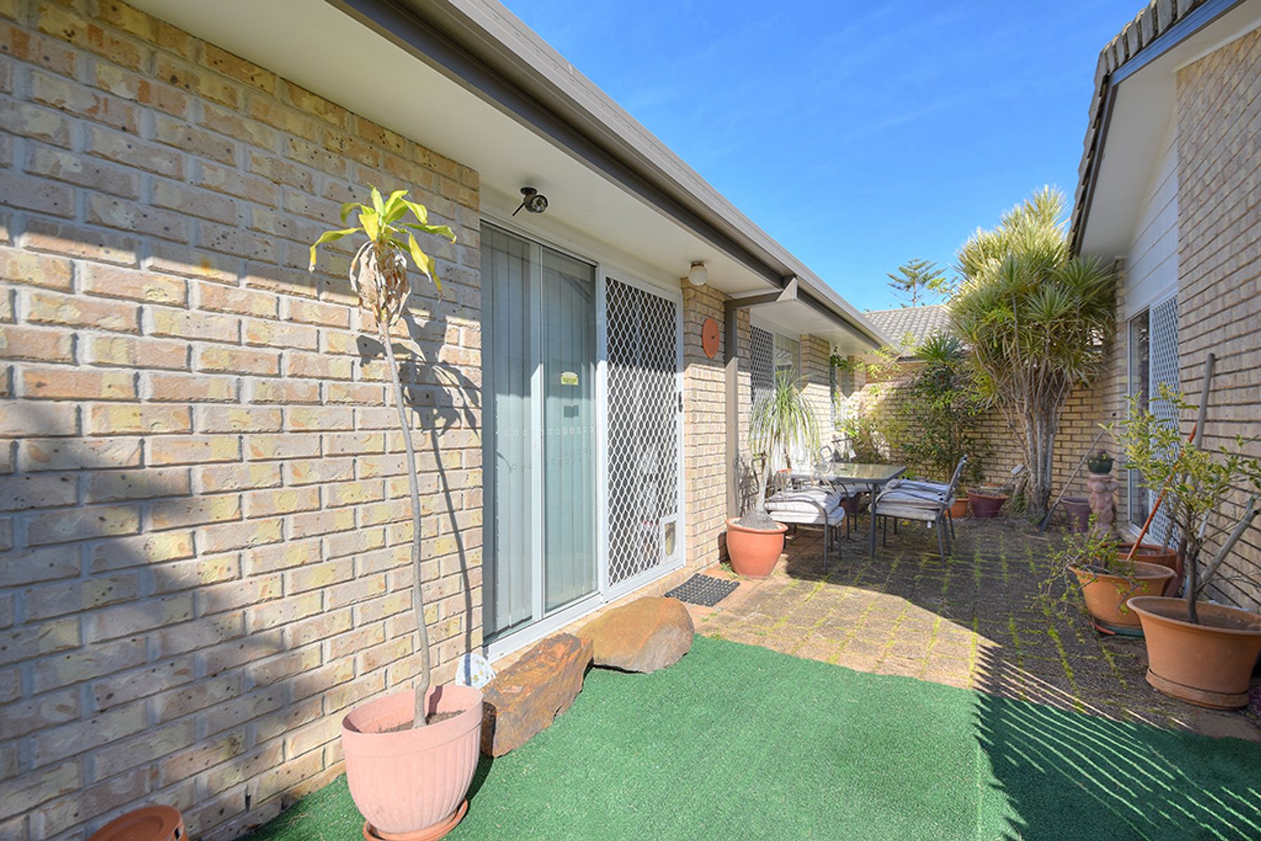 1/14 Annette Court, Labrador, QLD 4215, Labrador - Thumbnail 2