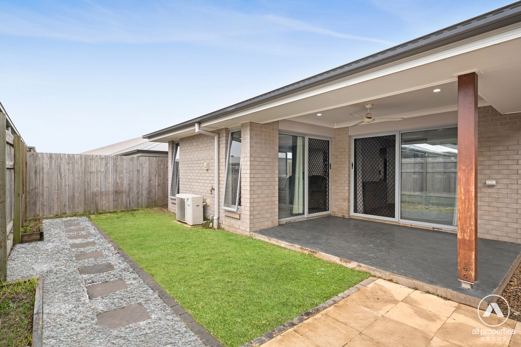 8 Elegans Street, Pallara QLD 4110, Pallara - Thumbnail 8