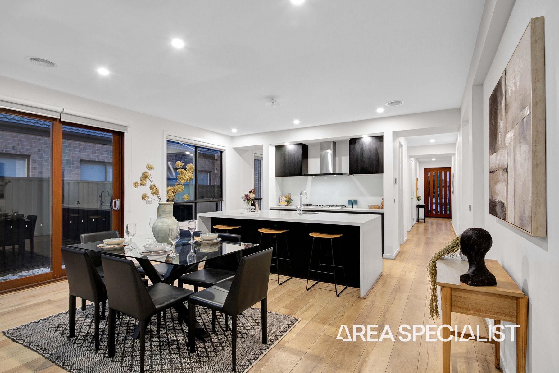 80 Ornament Avenue, Tarneit, VIC 3029, Tarneit - Thumbnail 8