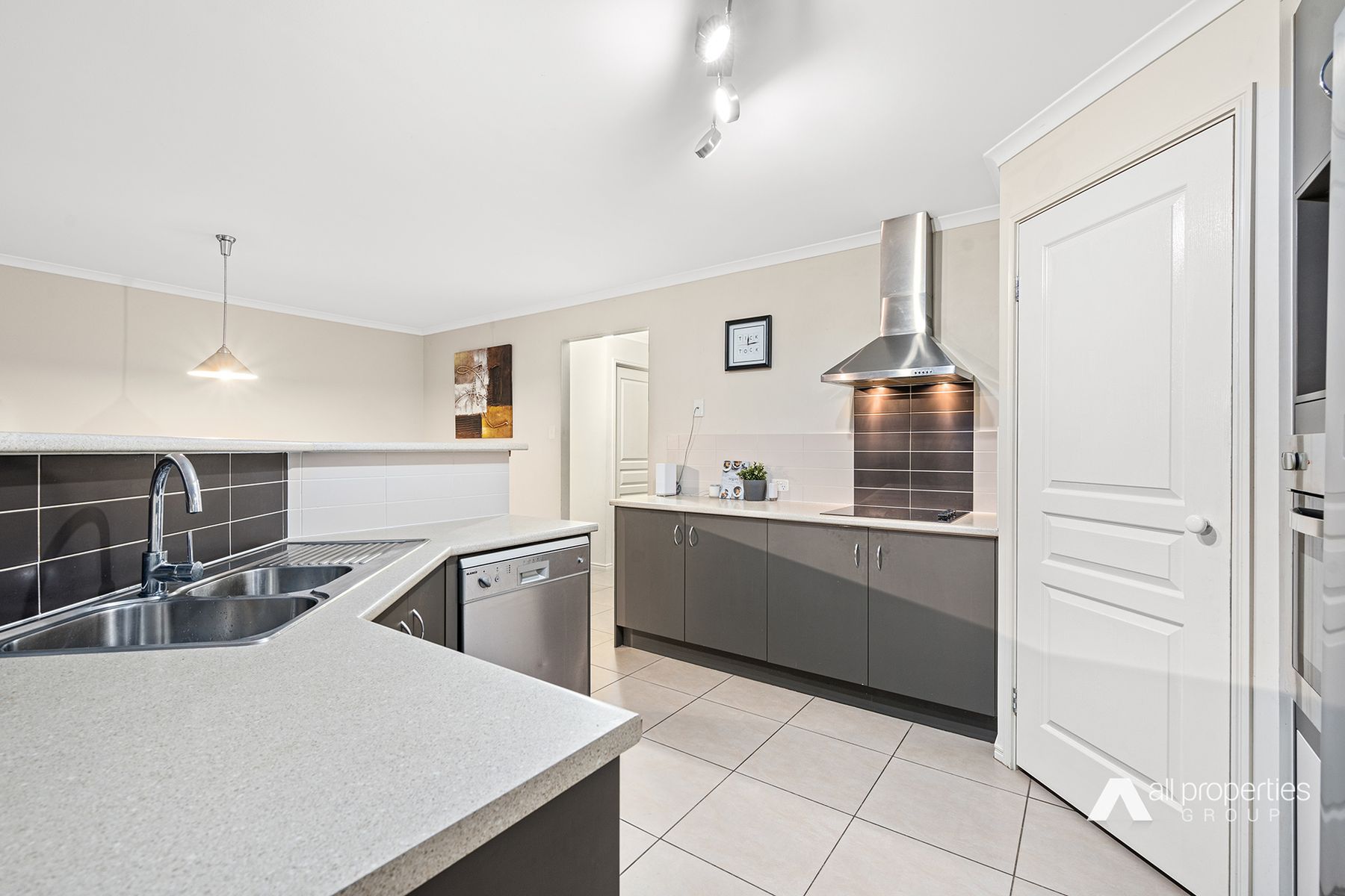 35 Creekside Crescent, Flagstone QLD 4280, Flagstone - Thumbnail 4