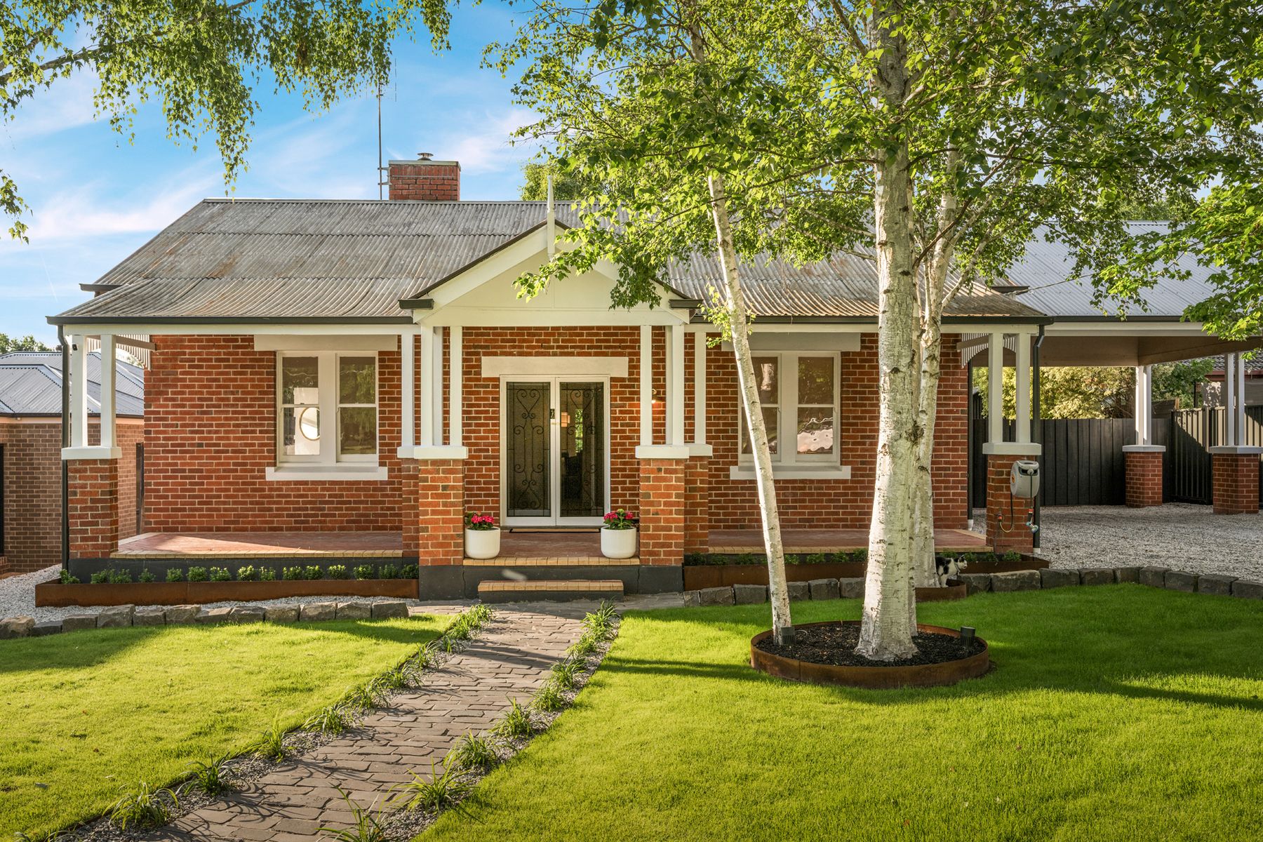 17 Odonnell Avenue, Myrtleford VIC 3737, Myrtleford - Thumbnail 2