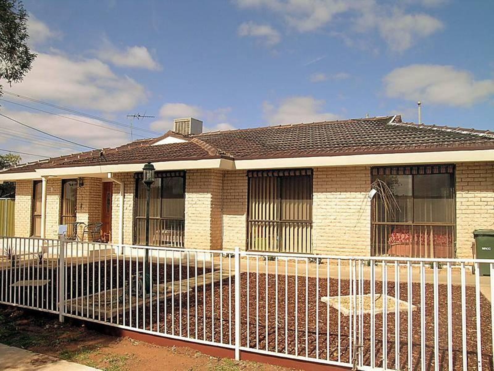 79 Eleventh Street, Mildura - Thumbnail 2