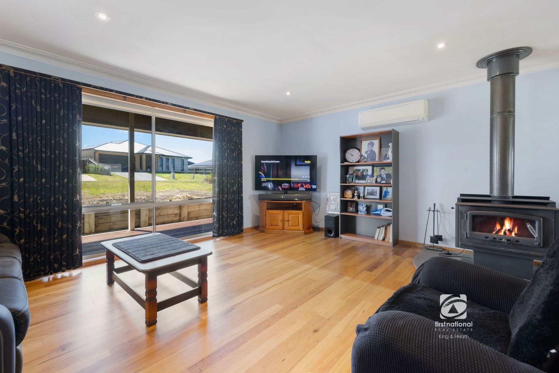 21 Westbury Way, Lakes Entrance, VIC 3909, Lakes Entrance - Thumbnail 2