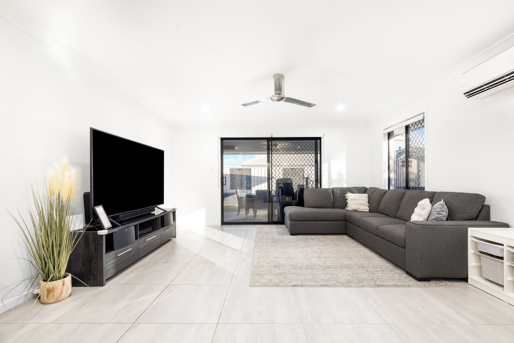 8 Notlob Court, Greenbank QLD 4124, Greenbank - Thumbnail 5