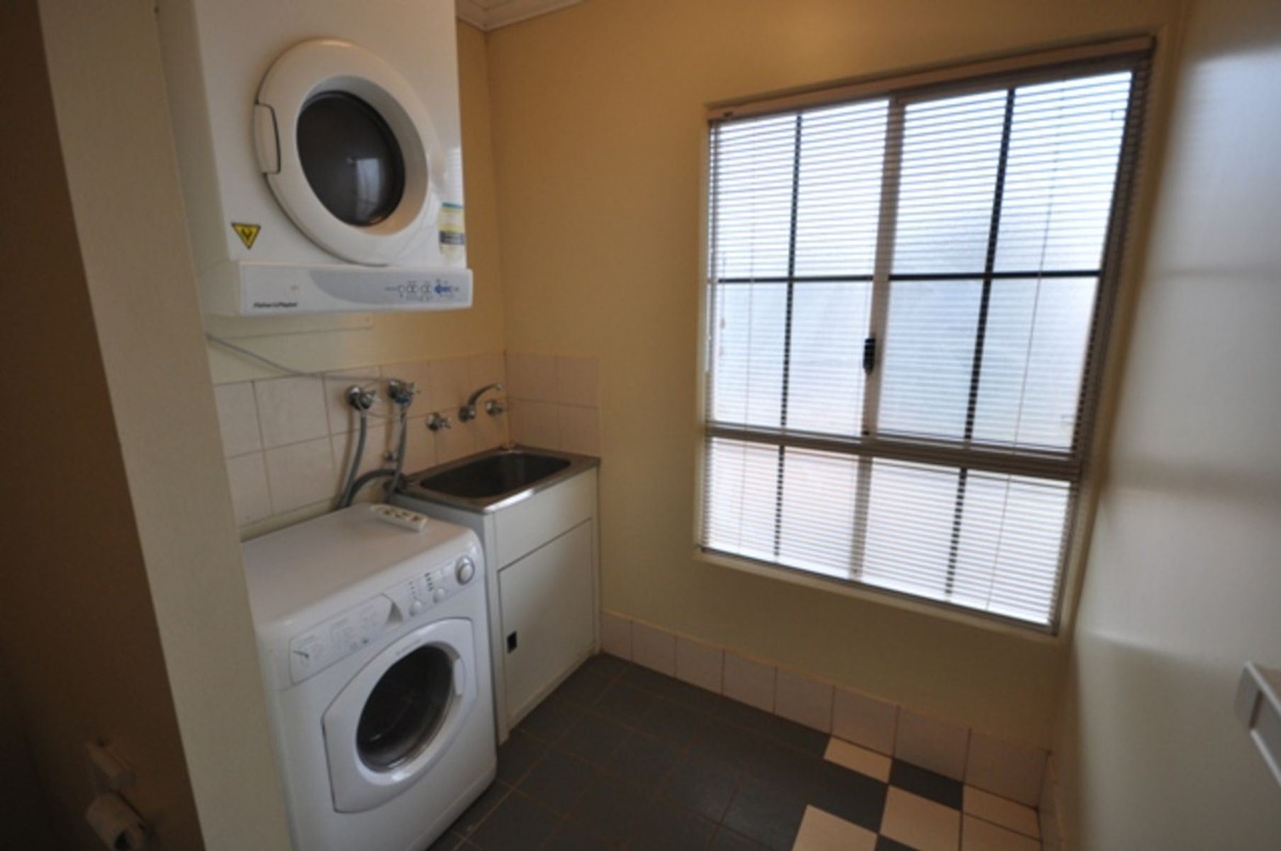 10/8 Anderson Street, Port Hedland WA 6721, Port Hedland - Thumbnail 5