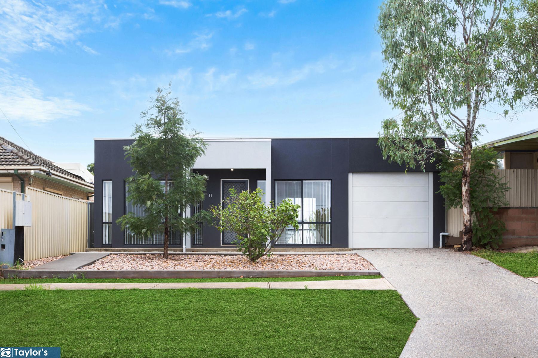 11 Liberman Road, Para Hills - Image 1