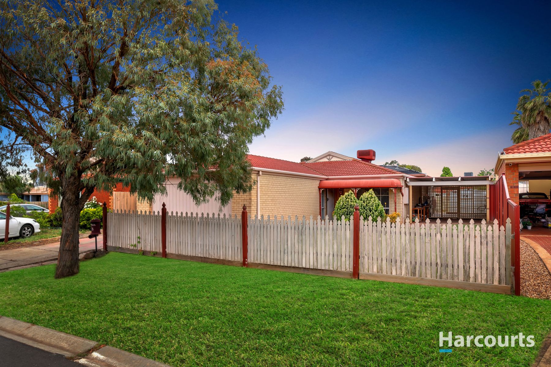 5 Ingoldsby Court, Delahey, VIC 3037, Delahey - Thumbnail 2