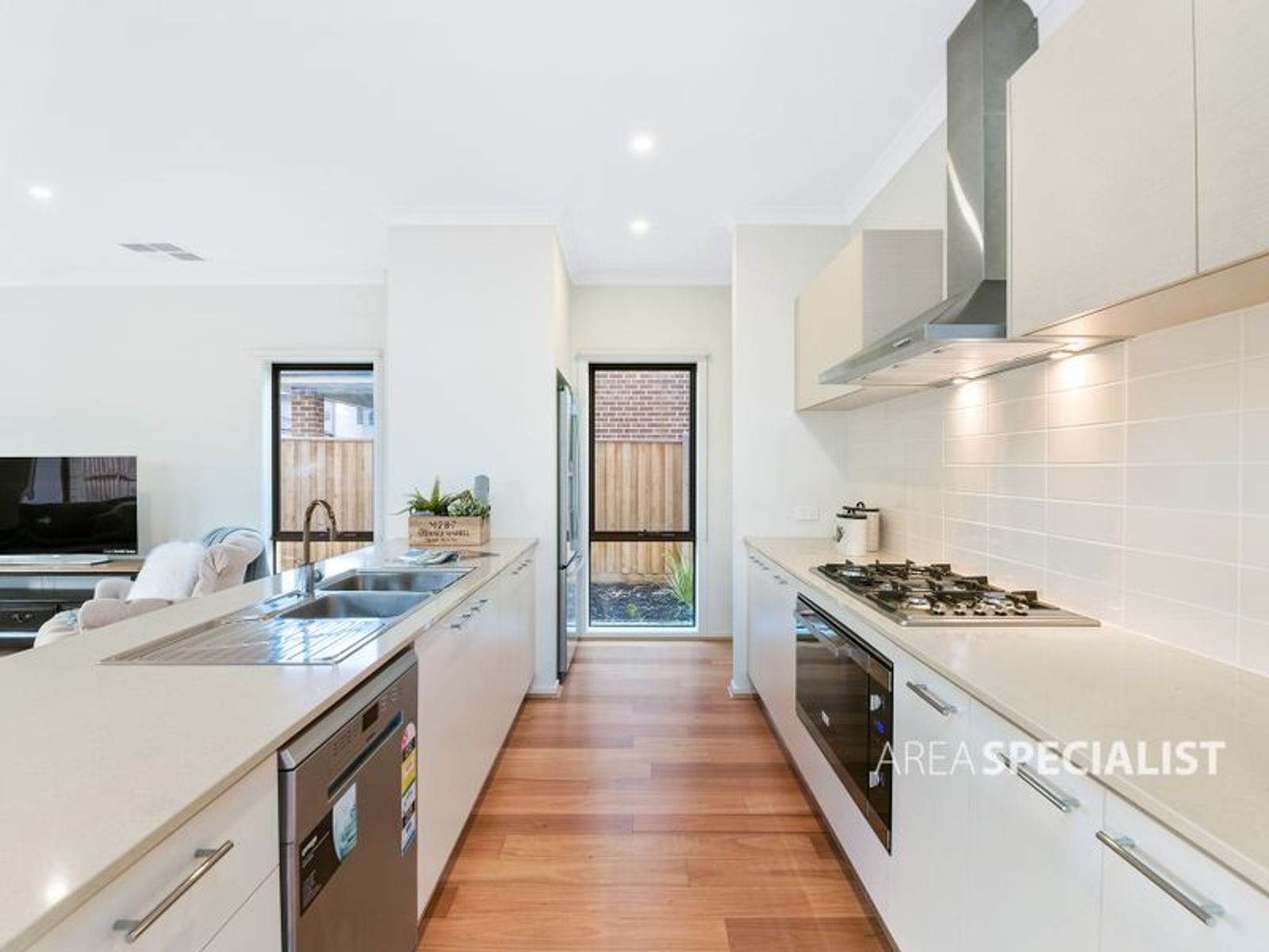 19 Denmark Road, Keysborough, VIC 3173, Keysborough - Thumbnail 6
