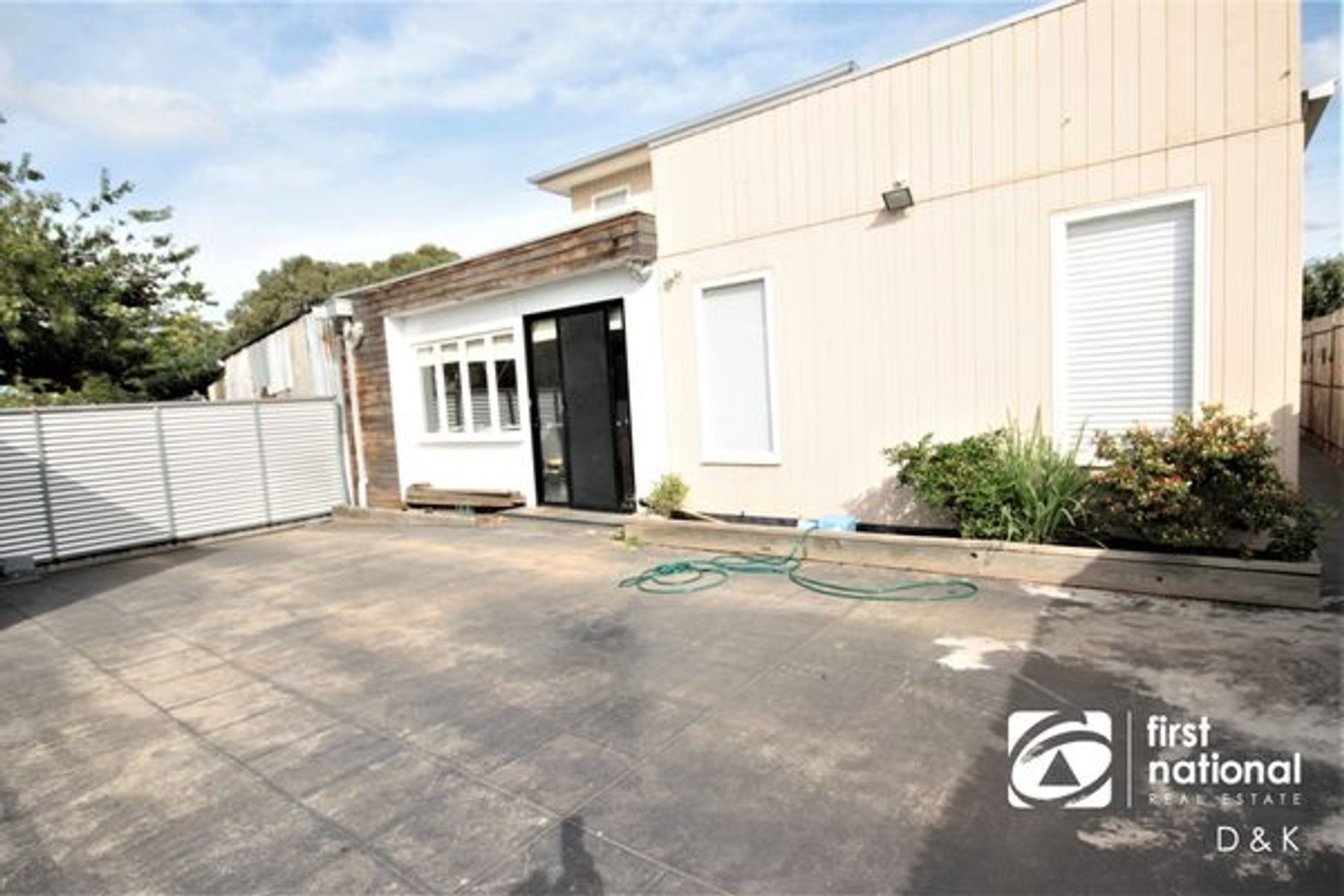 2/19 Commercial Road, Footscray VIC 3011, Footscray - Thumbnail 2