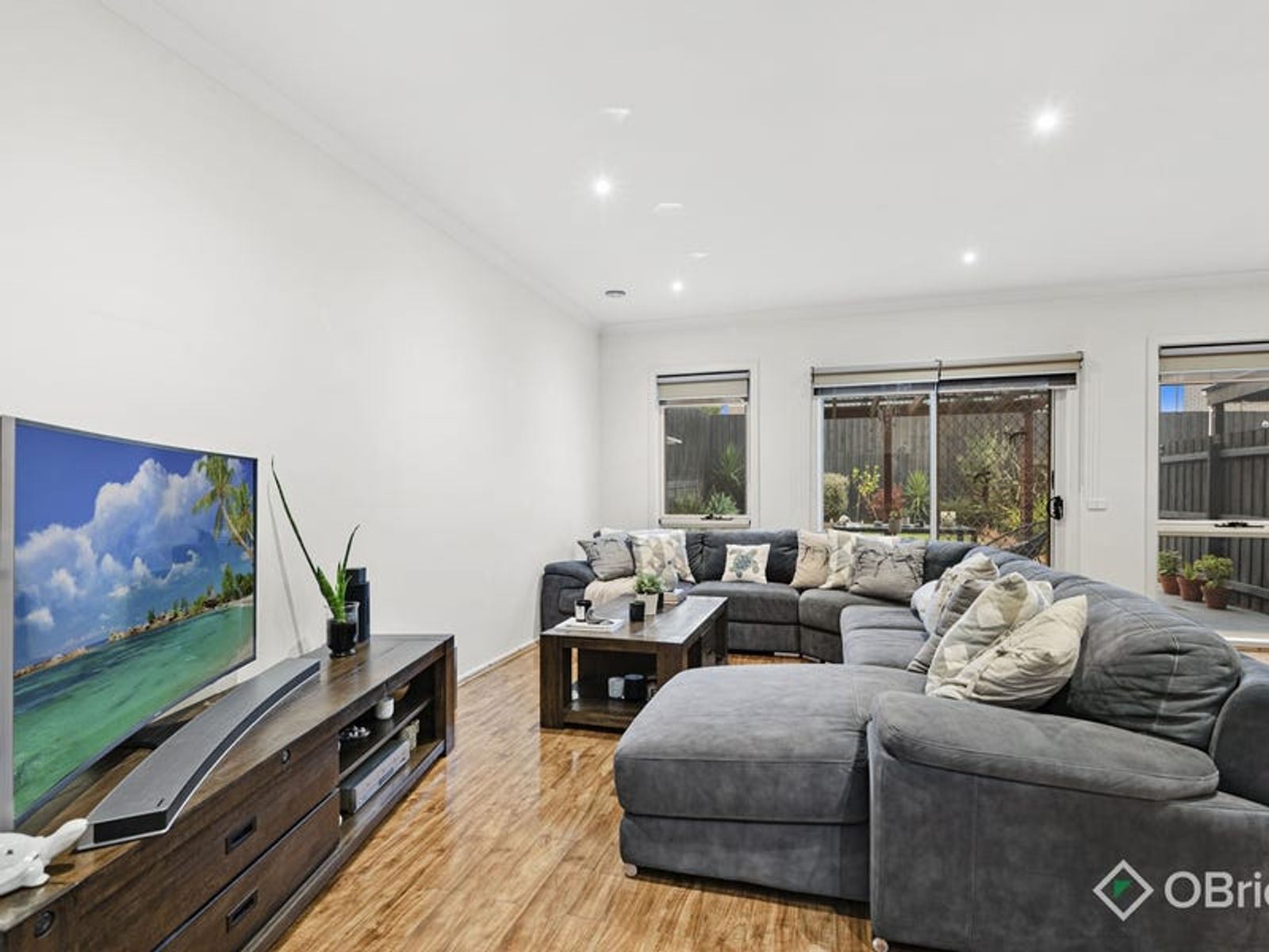 41 Barrier Reef Circuit, Endeavour Hills, VIC 3802, Endeavour Hills - Thumbnail 4