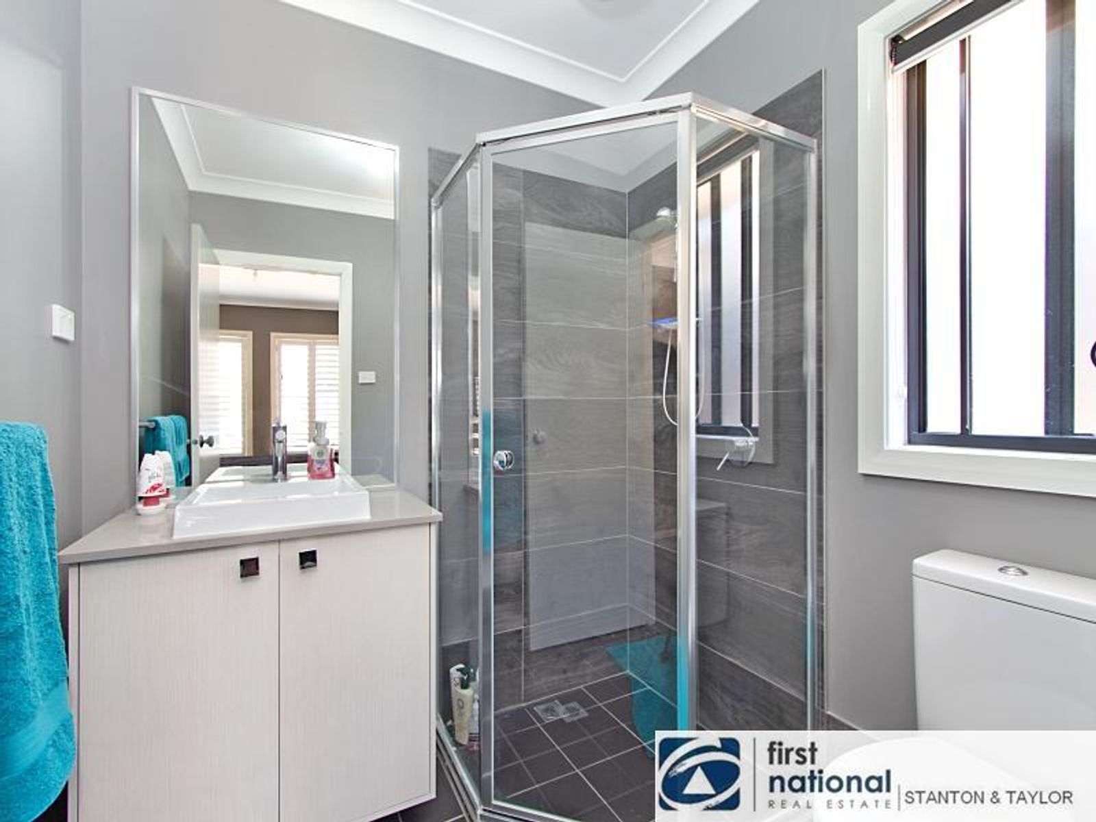 5 Bowen Close, Jordan Springs - Thumbnail 4