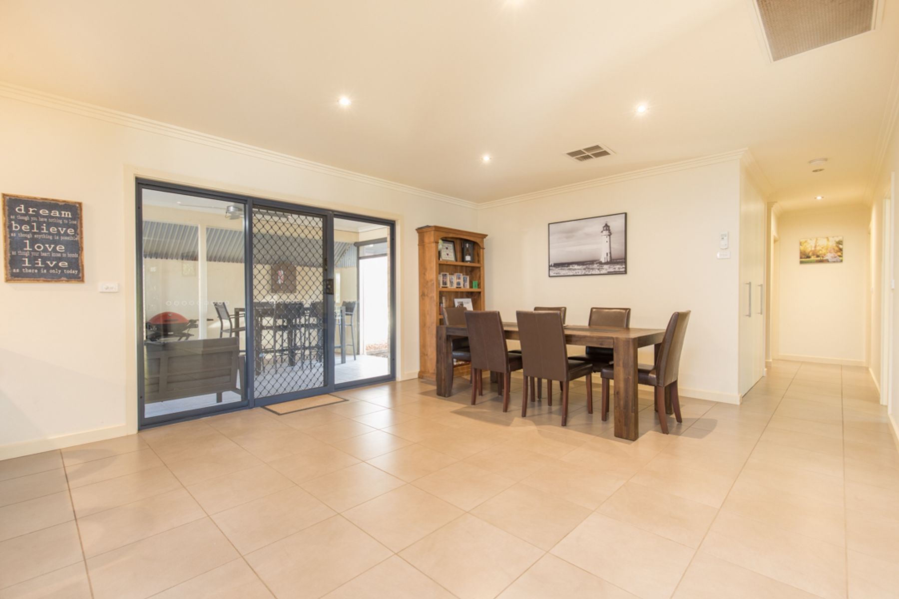 31 Canterbury Drive, Mildura - Thumbnail 8