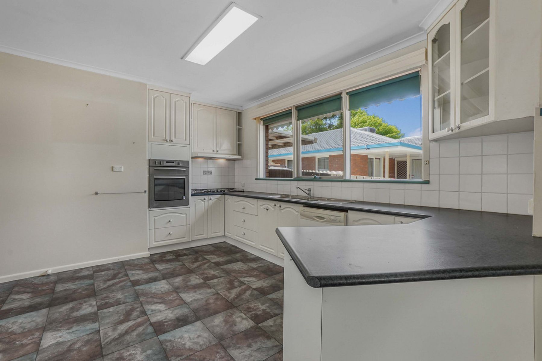 29 Rangeview Street, Warragul, VIC 3820, Warragul - Thumbnail 3