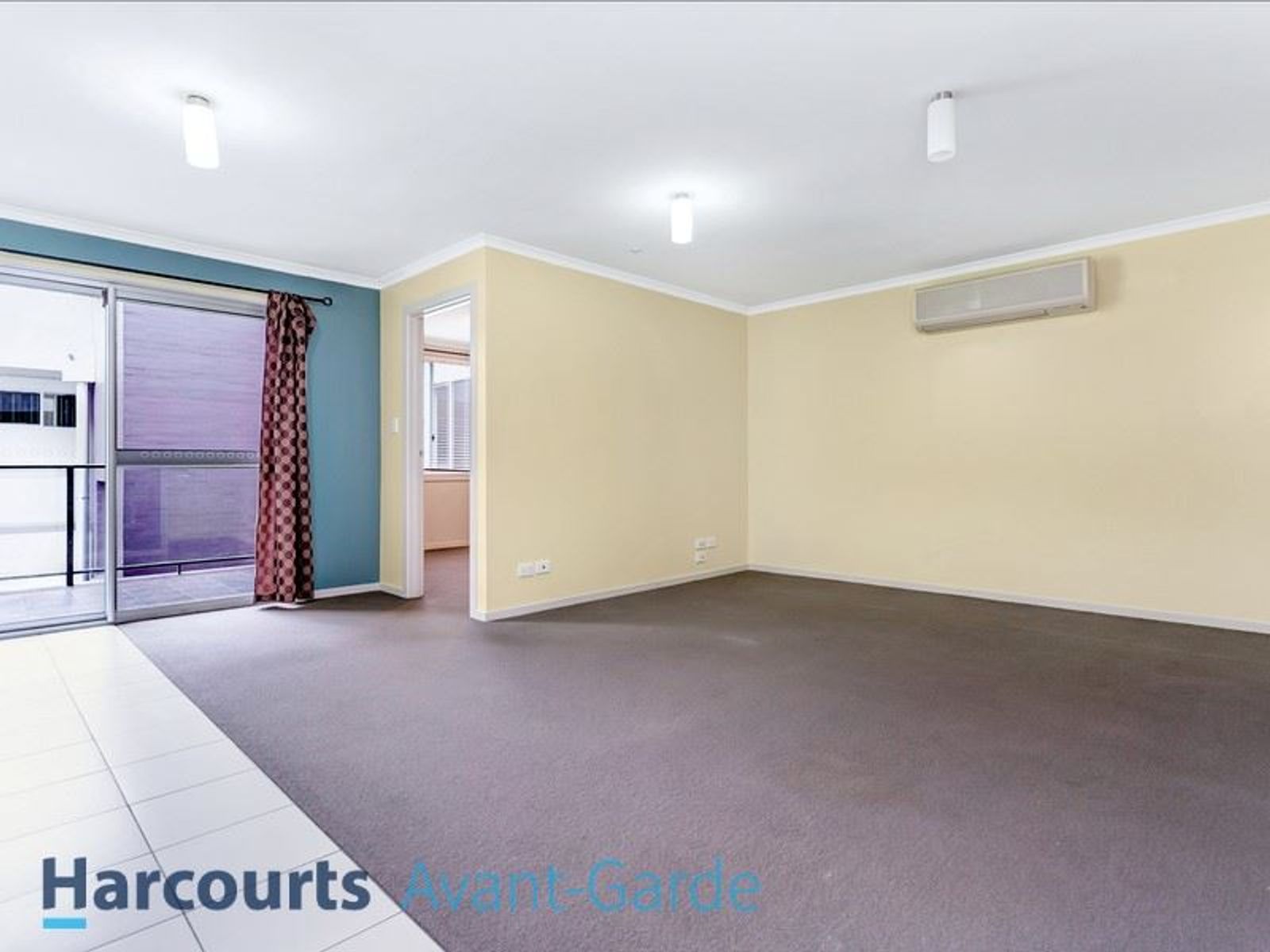 23/13, Mawson Lakes - Thumbnail 5