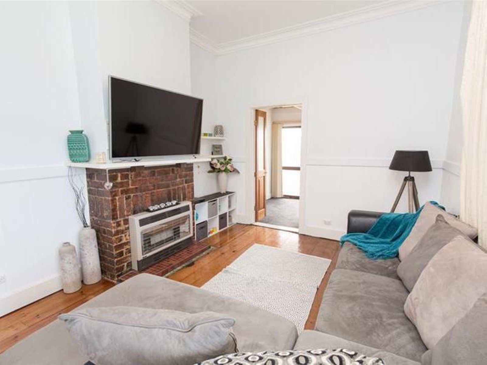 224 Tenth Street, Mildura - Thumbnail 2