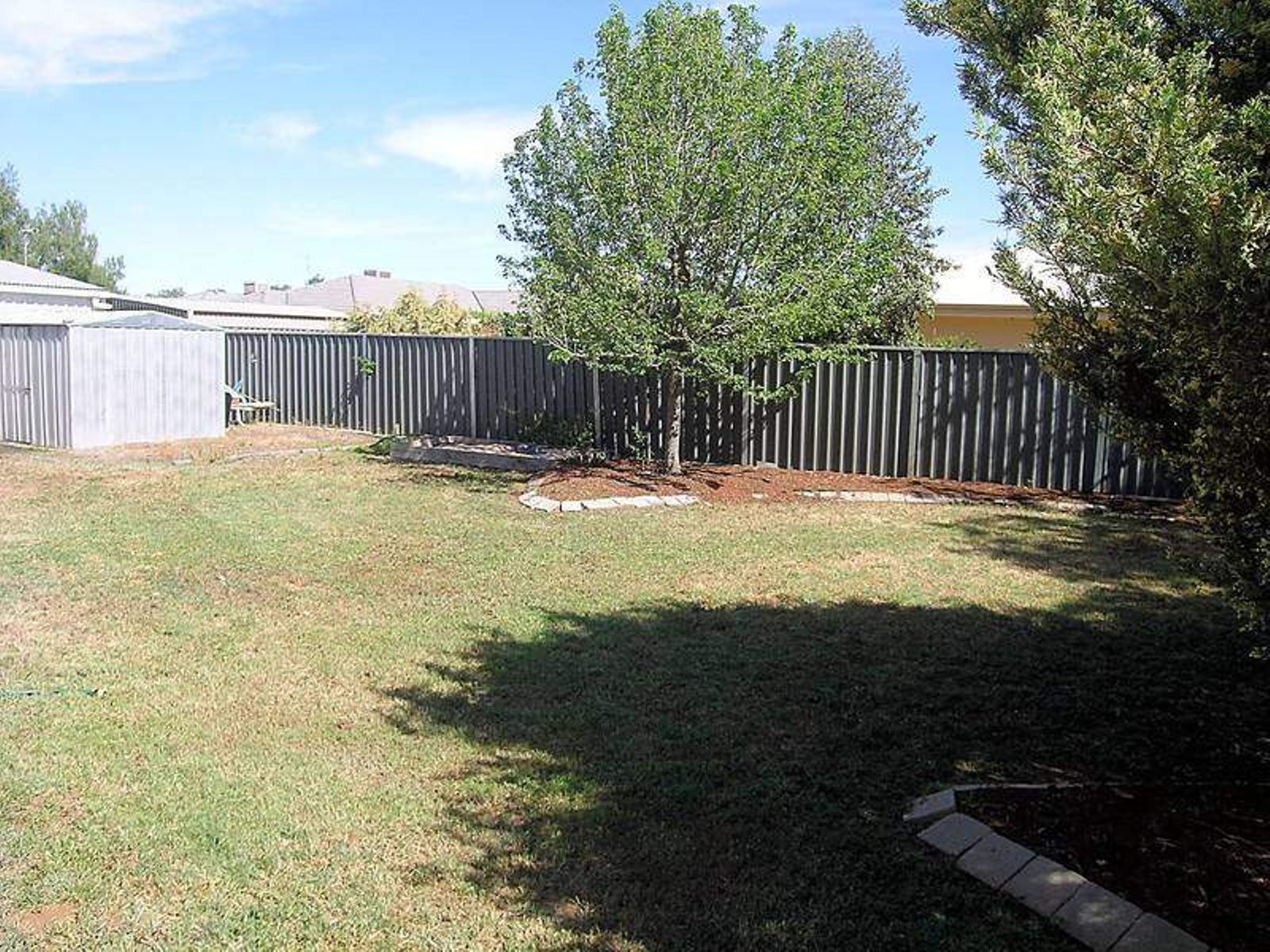 37 Riverside Avenue, Mildura - Thumbnail 2