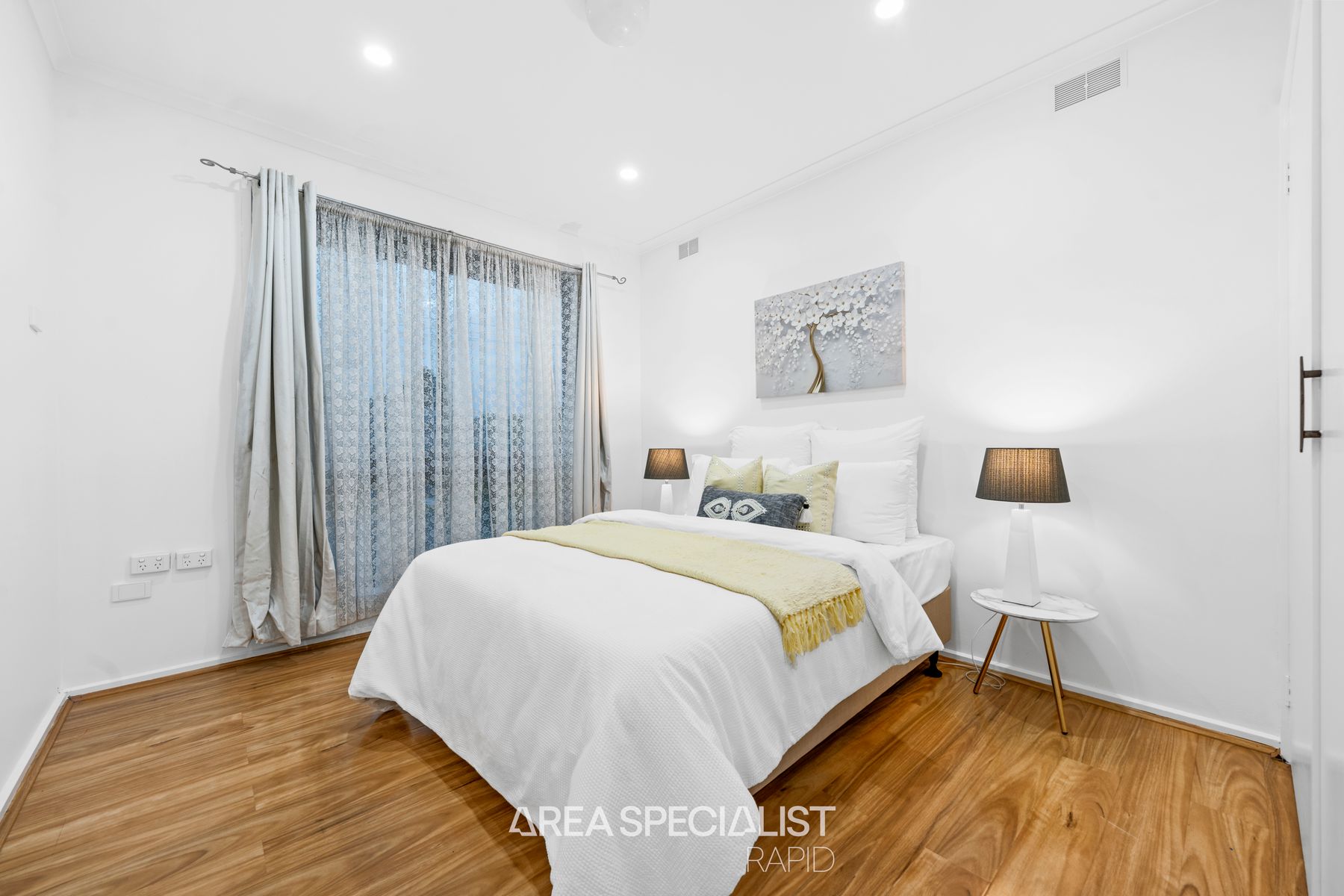 8 Fenfield Street, Cranbourne, VIC 3977, Cranbourne - Thumbnail 8