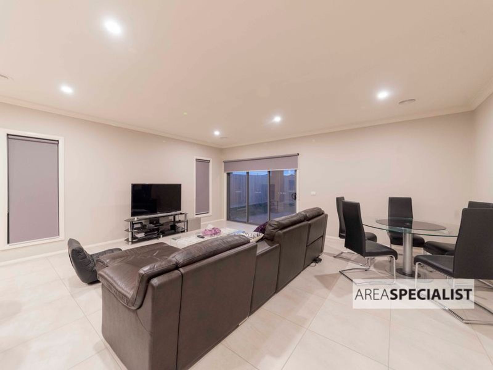 101 Everlasting Boulevard, Cranbourne West, VIC 3977, Cranbourne West - Thumbnail 7