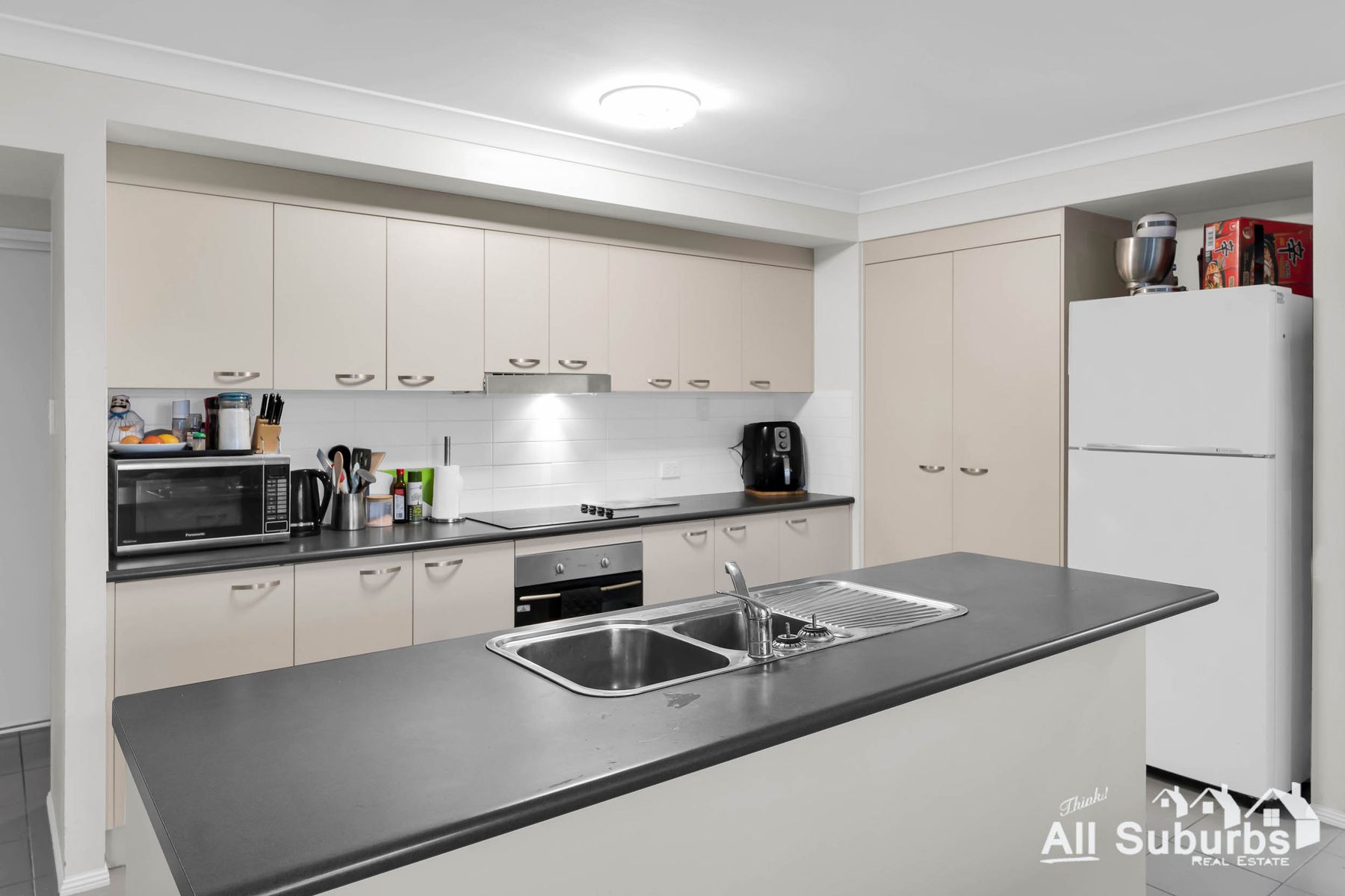 34 Geaney Boulevard, Crestmead QLD 4132, Crestmead - Thumbnail 2