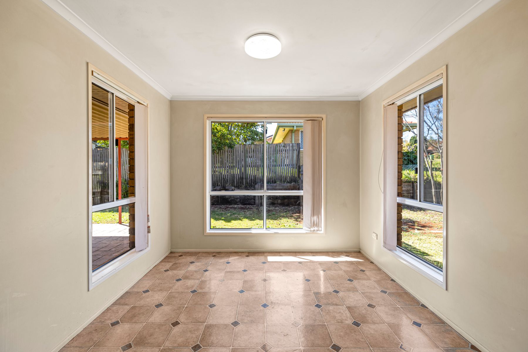 23 Croydon Street, Harristown QLD 4350, Harristown - Thumbnail 7