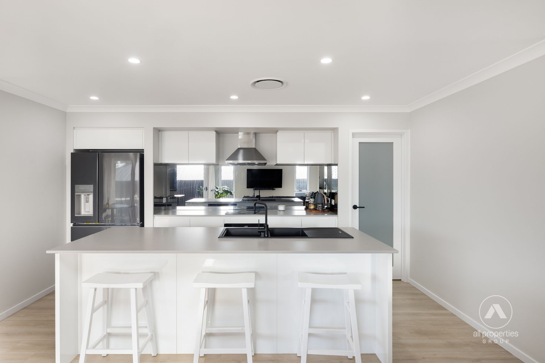 9 Palmerston Street, Ripley QLD 4306, Ripley - Thumbnail 4